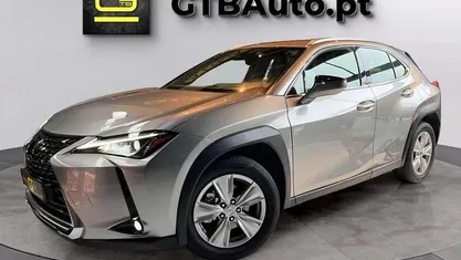Usado Lexus UX 184 HP (135 kW) 2021 Cinzento SUV