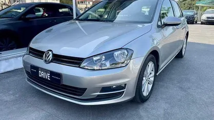 Usado VW Golf VII 85 HP (62 kW) 2012