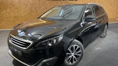Usado 2015 Peugeot 308 Active Sedan | € 8.900 (Preço justo)