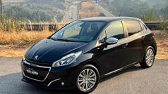 Preto Usado 2018 Peugeot 208 Style Citadino | € 10.990 (Preço justo)
