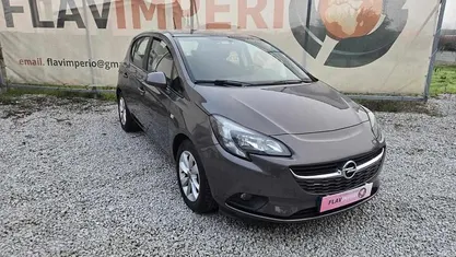 Usado Opel Corsa 95 HP (69 kW) 2016 Cinzento Citadino