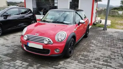 Vermelho Usado 2014 Mini ONE Citadino | € 9.950 (Preço justo)