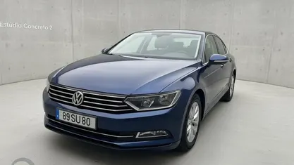 Azul Usado 2017 VW Passat Highline Sedan | € 15.950 (Bom preço)