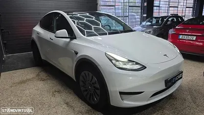 Usado 2023 Tesla Model Y SUV | € 31.950 (Preço justo)
