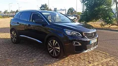 Preto Usado 2019 Peugeot 3008 S Sedan | € 19.450 (Preço justo)