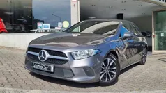 Cinzento Usado 2021 Mercedes A160 Citadino | € 26.950 (Bom preço)