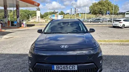 Cinzento Usado 2025 Hyundai Kauai SUV | € 32.500 (Preço justo)
