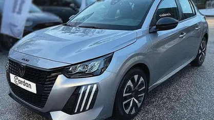 Usado 2024 Peugeot 208 Active Citadino | € 15.250 (Preço justo)