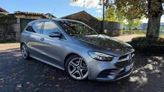 Cinza Usado 2019 Mercedes B180 AMG line Monovolume | € 24.990 (Preço justo)