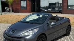 Cinzento Usado 2008 Peugeot 207 CC Cabrios | € 7.990 (Preço justo)