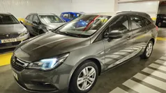 Cinza Usado 2017 Opel Astra Dynamic Carrinha | € 9.980 (Preço justo)