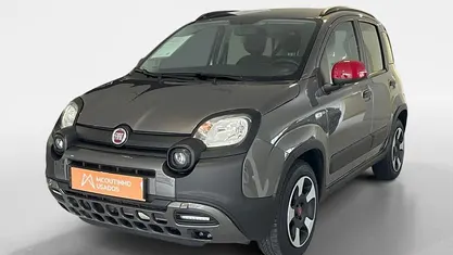 Cinzento Usado 2024 Fiat Panda | € 14.414 (Preço justo)