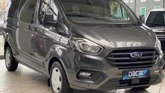 Cinza Usado 2022 Ford Transit Custom Trend Monovolume | € 32.899 (Preço justo)