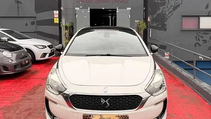 Branco Usado 2018 DS Automobiles DS5 So Chic Citadino | € 14.990 (Bom preço)