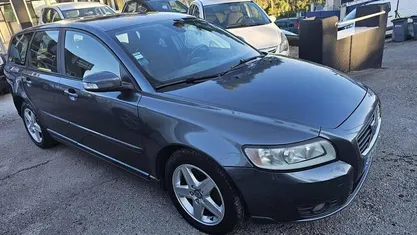 Cinzento Usado 2008 Volvo V50 Carrinha | € 5.500 (Preço justo)