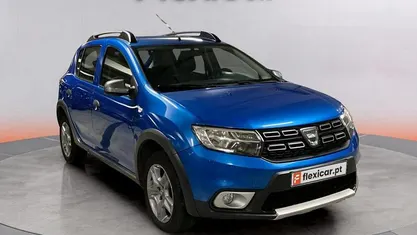 Usado Dacia Sandero Stepway 90 HP (66 kW) 2017 Azul