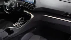 Vermelho Usado 2022 Peugeot 3008 Allure SUV | € 28.500 (Preço justo)
