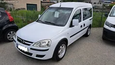 Branco Usado 2006 Opel Combo Monovolume | € 4.950