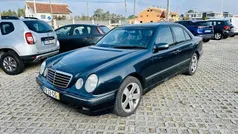 Preto Usado 2000 Mercedes E270 Avantgarde Sedan | € 6.800