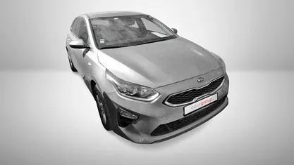 Cinza Usado 2021 Kia Ceed Urban Citadino | € 11.490 (Preço justo)