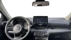 Usado 2023 Toyota Yaris Comfort | € 17.750 (Preço justo)