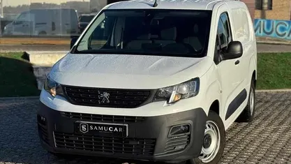 Usado Peugeot Partner 131 HP (96 kW) 2021 Branco Monovolume