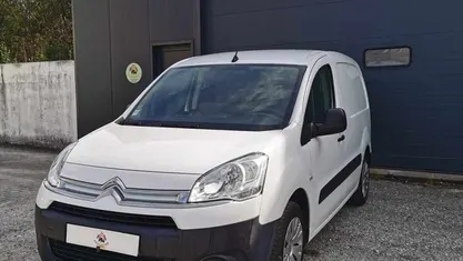 Usado 2015 Citroën Berlingo Monovolume | € 10.900 (Preço justo)