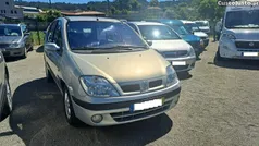 Cinza Usado 2001 Renault Scénic Monovolume | € 4.750
