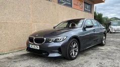 Cinza Usado 2021 BMW 320 Sport Line Sedan | € 29.950 (Bom preço)