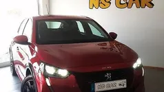 Vermelho Usado 2020 Peugeot e-208 Active Citadino | € 15.750 (Preço justo)