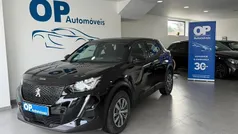 Cinza Usado 2023 Peugeot 2008 Active SUV | € 17.850 (Bom preço)