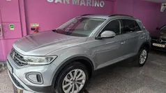 Cinza Usado 2024 VW T-Roc SUV | € 23.600 (Preço justo)