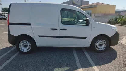 Usado Renault Kangoo 90 HP (66 kW) 2019 Branco Monovolume