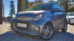 Cinzento Usado 2020 Smart ForTwo Electric Drive Coupé | € 9.990 (Preço justo)
