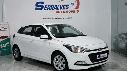 Usado Hyundai i20 75 HP (55 kW) 2016 Branco