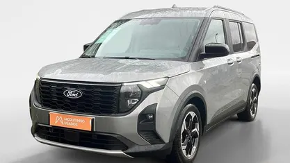 Usado 2025 Ford Tourneo Courier Monovolume | € 23.759 (Preço justo)