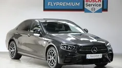 Cinza Usado 2021 Mercedes E300 AMG line Sedan | € 42.990 (Preço justo)