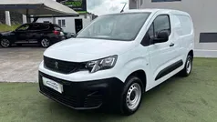 Branco Usado 2022 Peugeot Partner Monovolume | € 18.490 (Preço elevado)