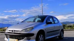 Cinzento Usado 2003 Peugeot 206 Citadino | € 2.700 (Bom preço)