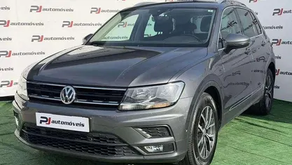 Usado VW Tiguan 150 HP (110 kW) 2017 Cinzento SUV