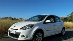 Branco Usado 2011 Renault Clio II | € 4.950 (Bom preço)