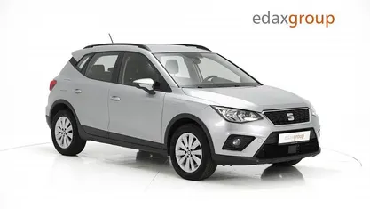 Usado 2019 Seat Arona Style SUV | € 13.490 (Bom preço)