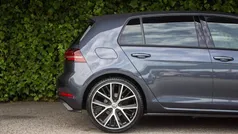Cinzento Usado 2019 VW Golf VII GTD Citadino | € 25.900 (Preço justo)