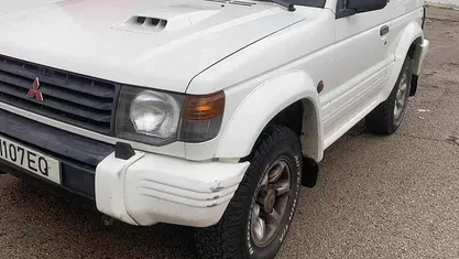 Branco Usado 1994 Mitsubishi Pajero SUV | € 5.000