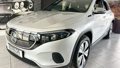 Cinzento Usado 2021 Mercedes EQA250 Progressive SUV | € 35.600 (Preço justo)