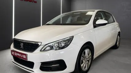 Branco Usado 2018 Peugeot 308 Active | € 11.480 (Bom preço)