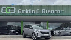 Cinza Usado 2023 Peugeot 5008 Allure Monovolume | € 29.490 (Preço justo)