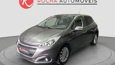 Cinza Usado 2018 Peugeot 208 Style Citadino | € 9.999 (Preço justo)