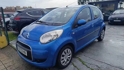 Azul Usado 2010 Citroën C1 Shine Citadino | € 6.999 (Preço justo)