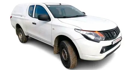 Usado Mitsubishi L200 154 HP (113 kW) 2019 Branco Pickup